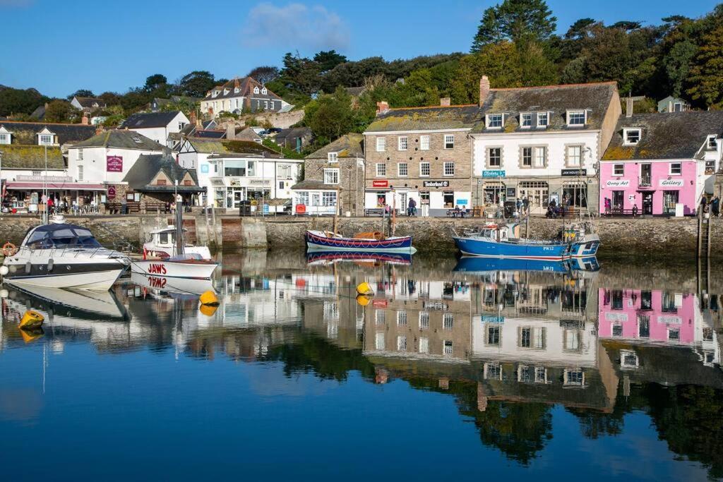 Trethvor House Ensuite Double Room With Free Parking In Quiet Residential Area Padstow Exteriör bild