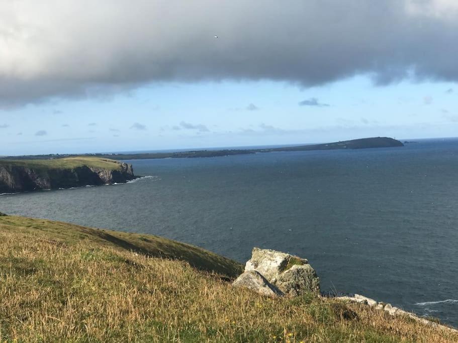 Trethvor House Ensuite Double Room With Free Parking In Quiet Residential Area Padstow Exteriör bild
